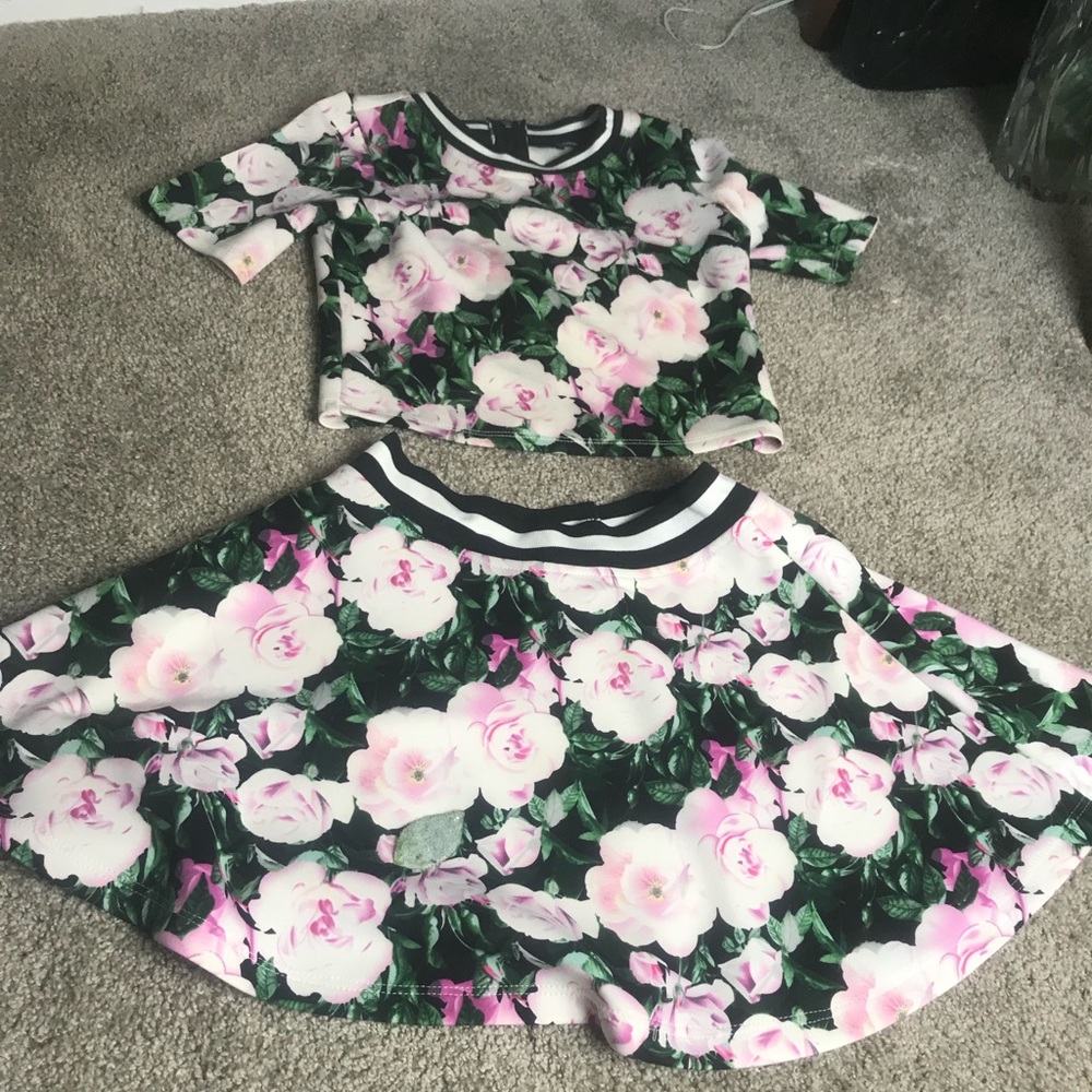 Miss behave crop and skirt set